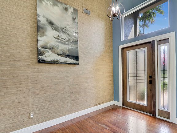 4th image of 3450 SW Islesworth Circle