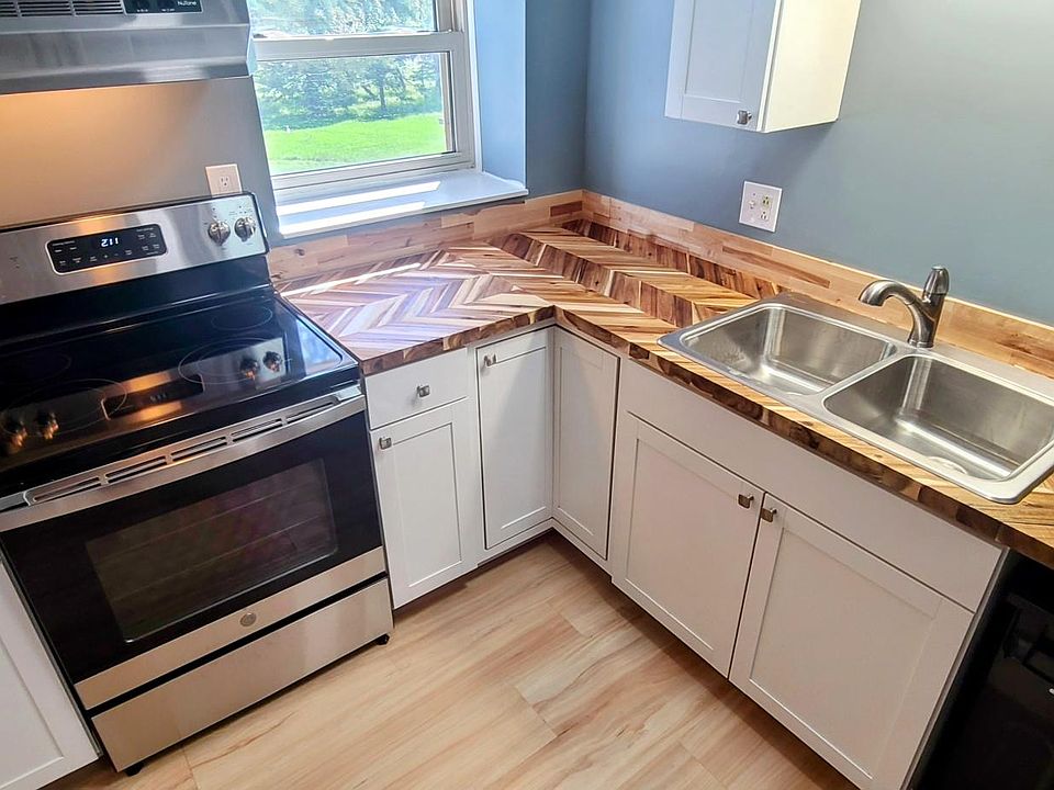 New kitchen and appliances