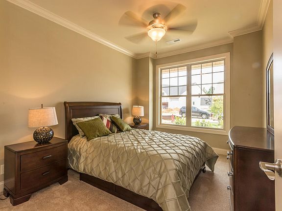 2nd image of 12101 Woodhollow Ln