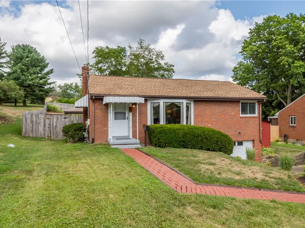 2204 Superior St, Bethel Park, PA 15102