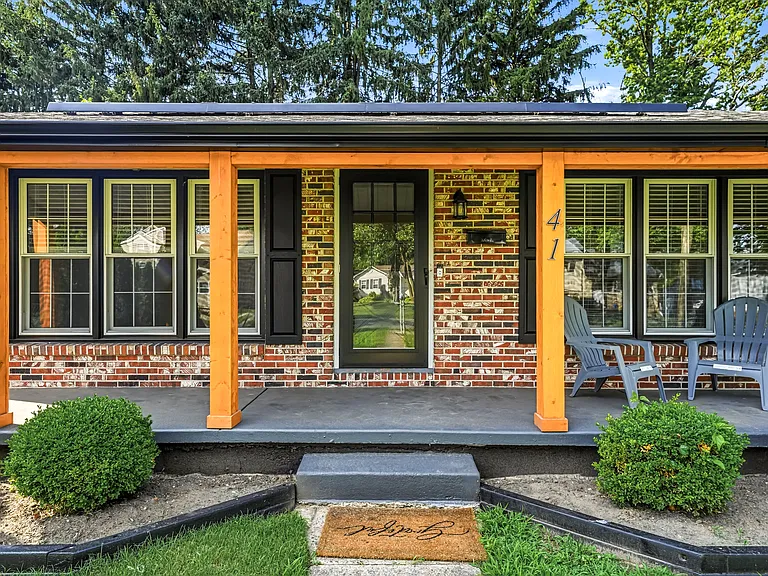 41 Orchard Ave — Photo 3