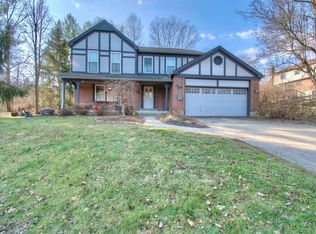 163 Lookout Farm Dr, Crestview Hills, KY 41017