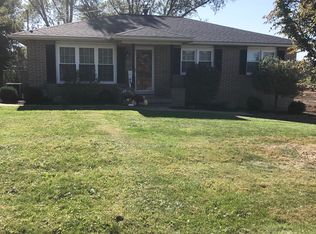 720 Woodland St SW, Hartville, OH