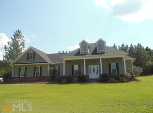 185 Elizabeth St, Cochran, GA 31014