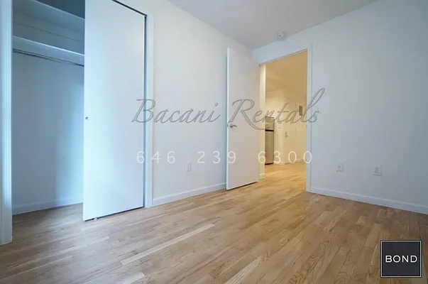 Rented by Bond New York | media 7