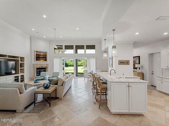 4th image of 105 CUELLO Court #102
