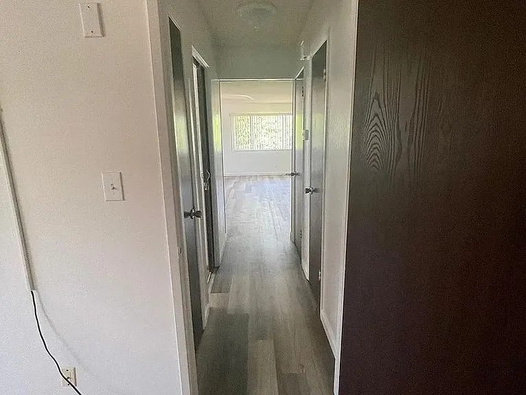 3713 Park Dr #4 — Photo 4