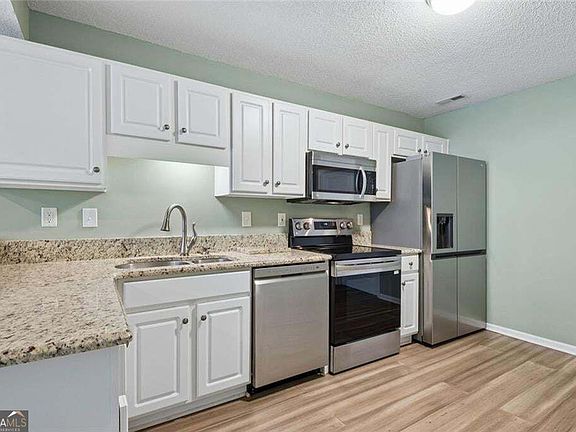 5th image of 3101 Orchard Ridge Cir