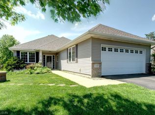 1107 Cannon Valley Dr, Northfield, MN 55057