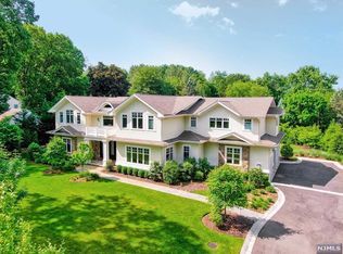 129 Pine Ter, Demarest, NJ 07627