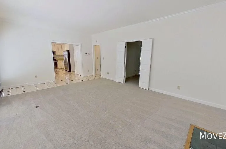 2400 Tweedmore Ct — Photo 45