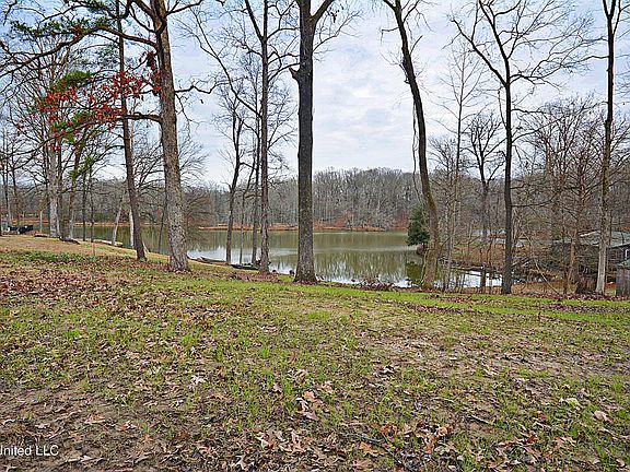 5th image of 5360 Sportsman Dr #27