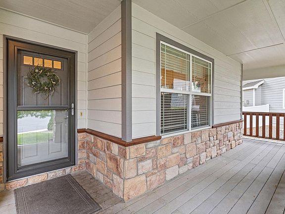 3rd image of 563 Kenai Ct