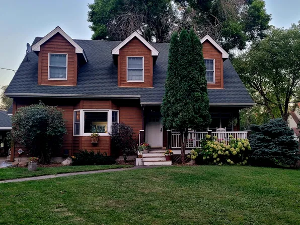 3782 McMenemy St, Vadnais Heights, MN 55127