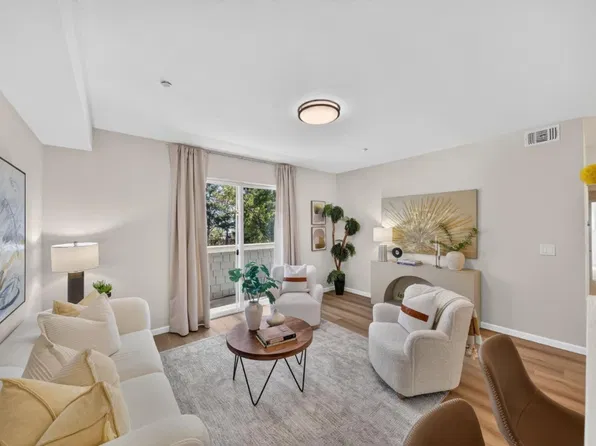 1033 Scotia Ter Unit 202, Sunnyvale, CA 94089