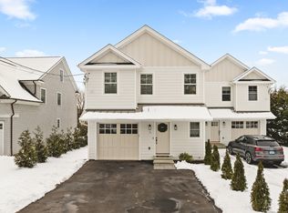 71 Osborne Pl, Southport, CT 06890