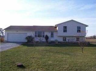 15023 Green Rd, Bowling Green, OH 43402