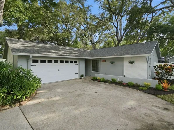 201 Arbor Glen Dr, Palm Harbor, FL 34683