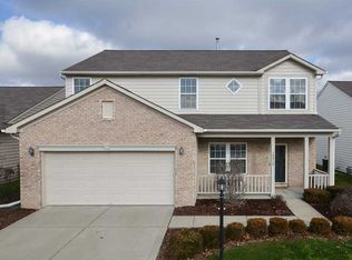 10916 Roundtree Rd, Fishers, IN 46037