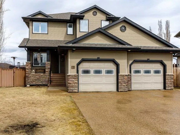 64 SW Lacey Close, Red Deer, AB T4R 3R7
