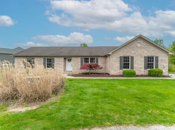 581 Amber Ln, Mooresville, IN 46158