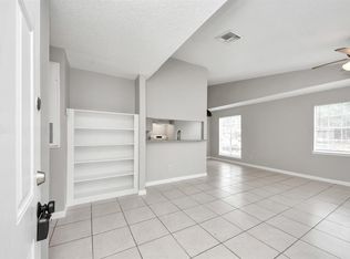5526 Farley Dr #B, Houston, TX 77032
