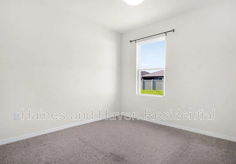 4027 Alissa Ln — Photo 32