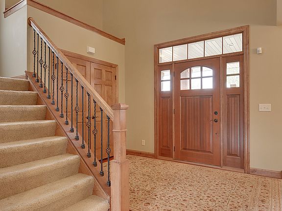 3rd image of 11951 Castle Rock Ct N
