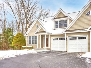 3 Riverview Hts UNIT 3, Amesbury, MA 01913