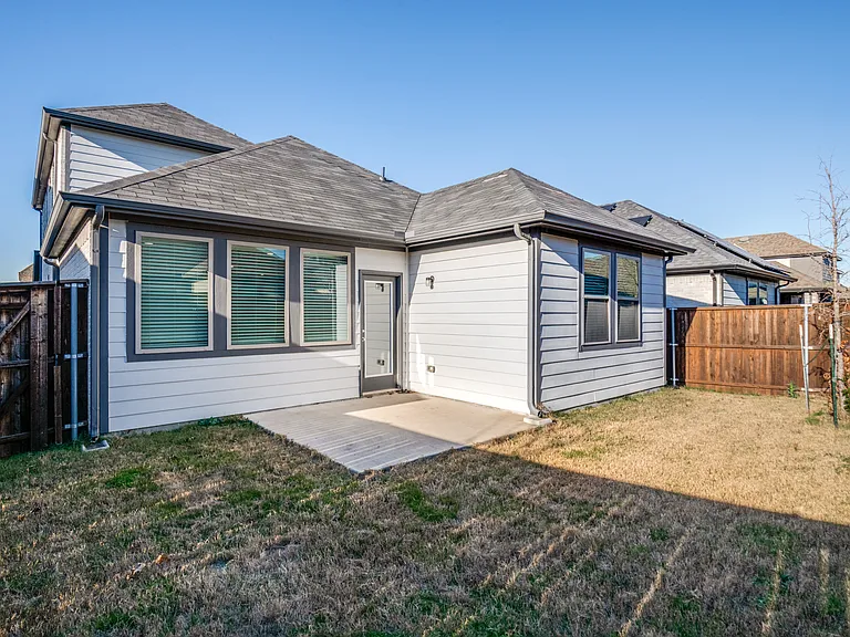 2412 Green River Rd — Photo 25