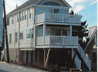 10 N 6th St, Surf City, NJ 08008