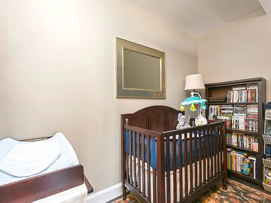 Sold by Sotheby's International Realty | media 18