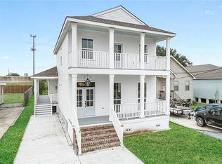 6960 Bellaire Dr, New Orleans, LA 70124