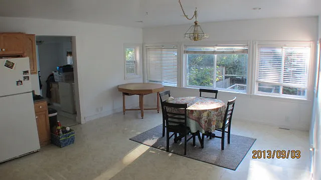 850 Webster St — Photo 11