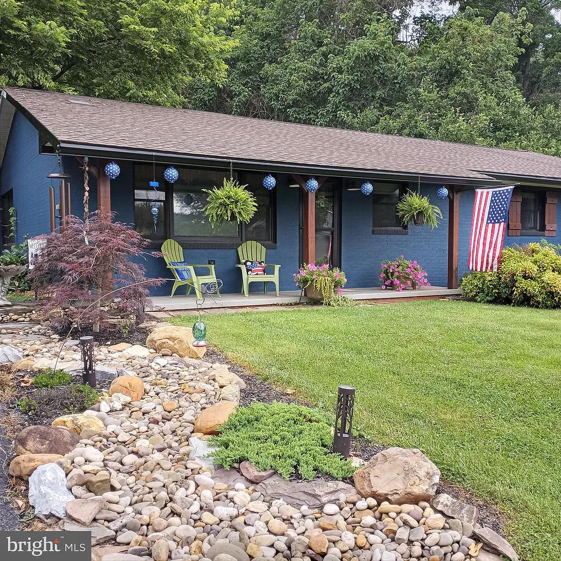 61 Natalie Ln photo 1