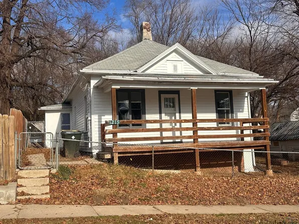 1215 W 16th St, Sioux City, IA 51103