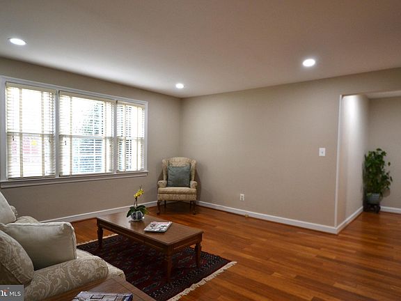 5th image of 734 S Fayette St APT 12