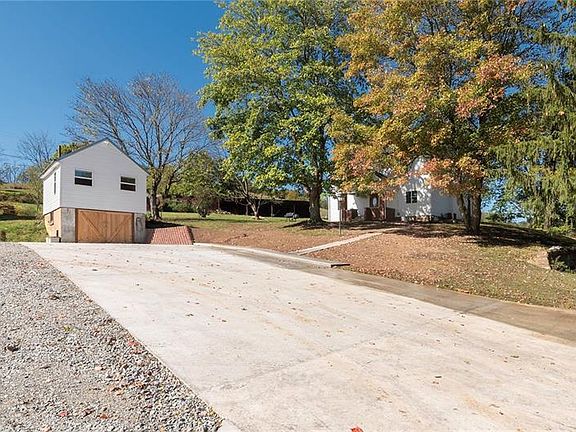 3rd image of 251 Reese Rd