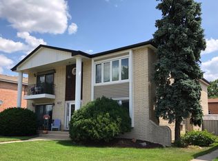 10827 S Harlem Ave, Worth, IL