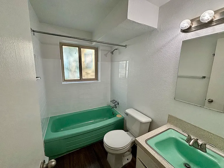 2737 W 23rd Ave — Photo 5
