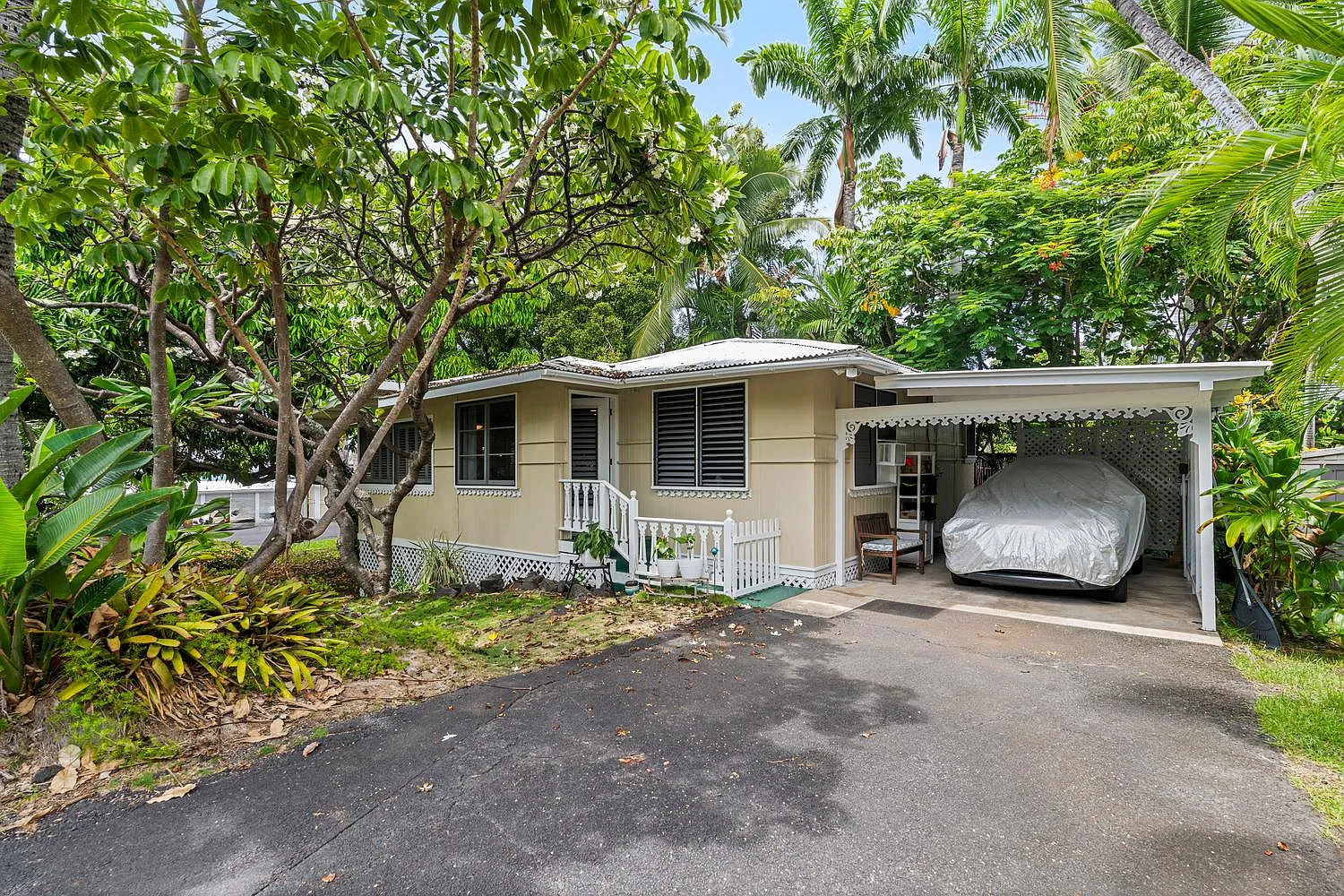 Alii Dr, Kailua Kona — Photo 1