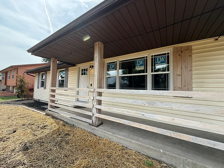 1905 Teal Dr — Photo 8