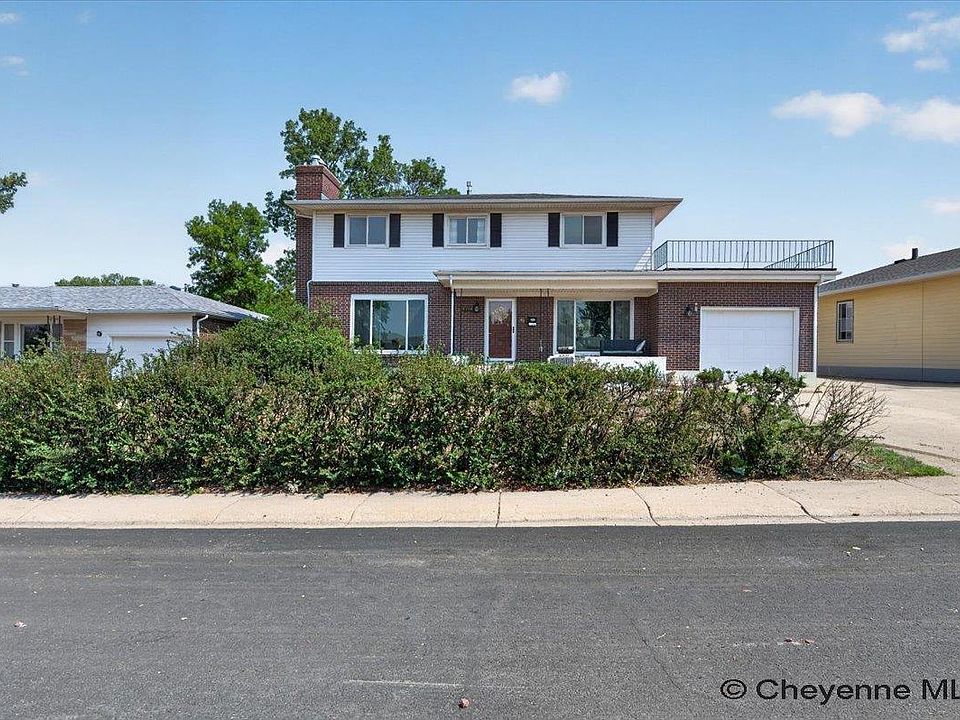 1st image of 4508 E 8th St