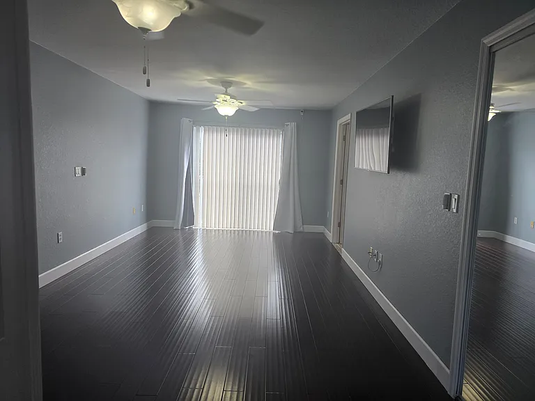 Master bedroom South View - unfurnished