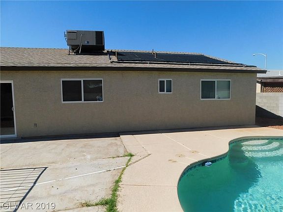 4th image of 3692 Lakeshore Ln