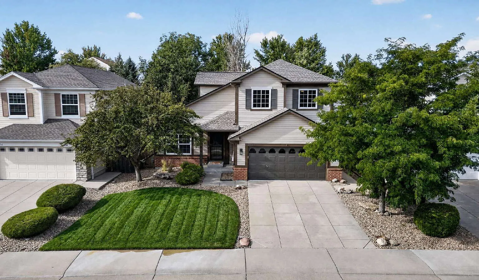 4 bed, 3.0 bath, 2593 sqft, $3,400 — Photo 1