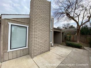 5216 E Liberty Ave APT 103, Fresno, CA 93727