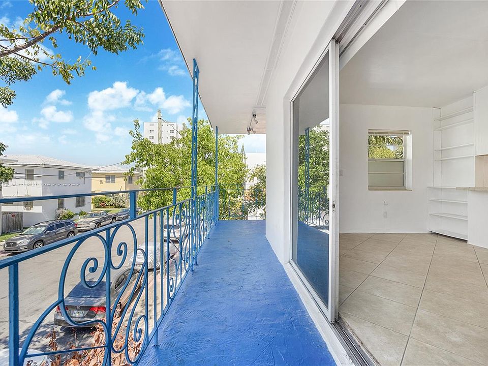 1st image of 7719 Byron Ave #20