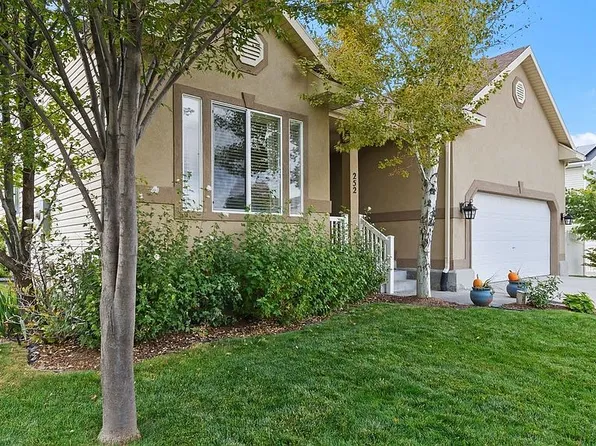 252 Heidelberg Pl, Tooele, UT 84074
