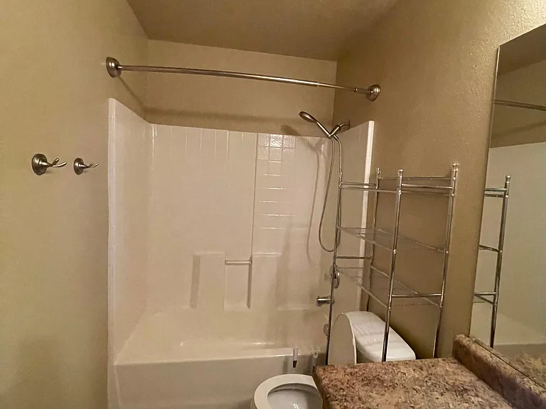 3155 S Hidden Valley Dr — Photo 24